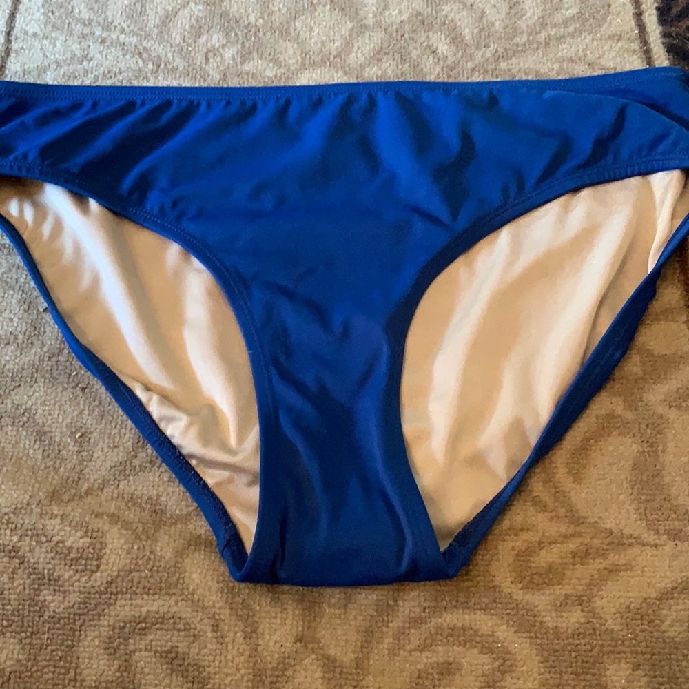 Swimsuit bottoms